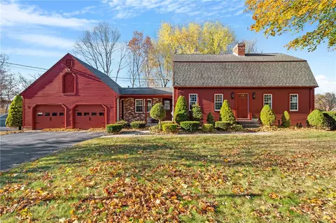 16 Tiffany Dr, Cumberland, RI 02864