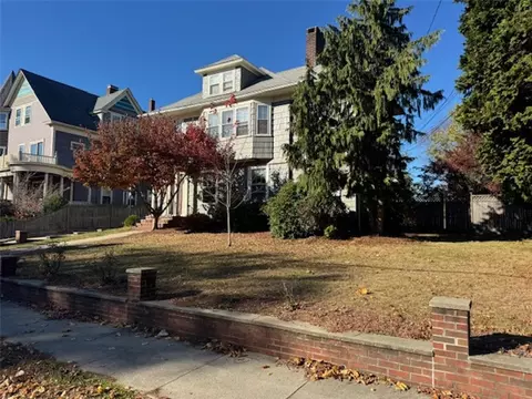 127 Columbia Ave, Cranston, RI 02905