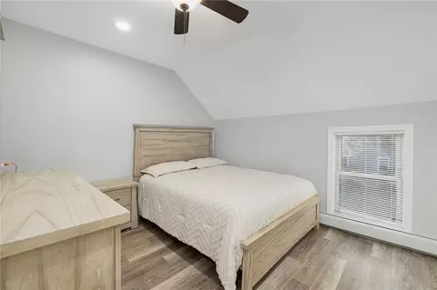 Bedroom - 39 Maple Ave, East Providence, RI 02915 photo 4 of 4