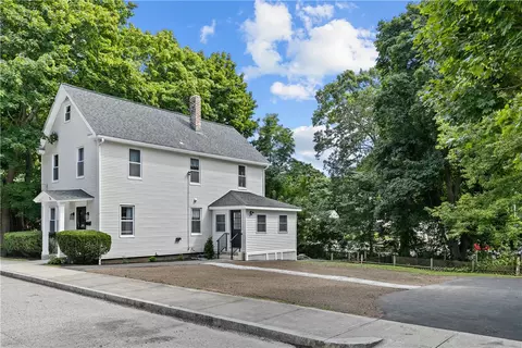 Exterior - 12 Beach St, Warren, RI 02885 photo 5 of 8