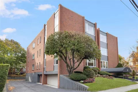 30 Blackstone Blvd #103, Providence, RI 02906