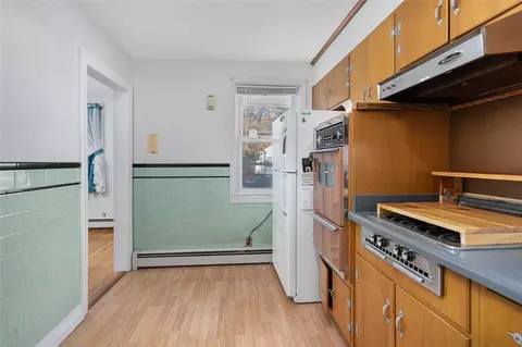 70 Vanderbilt Rd, Warwick, RI 02886 photo 8
