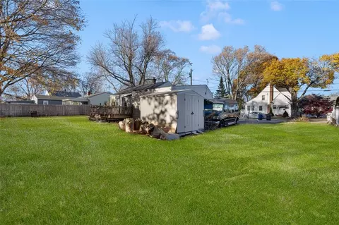 70 Vanderbilt Rd, Warwick, RI 02886 photo 26