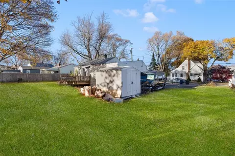 70 Vanderbilt Rd, Warwick, RI 02886 photo 25