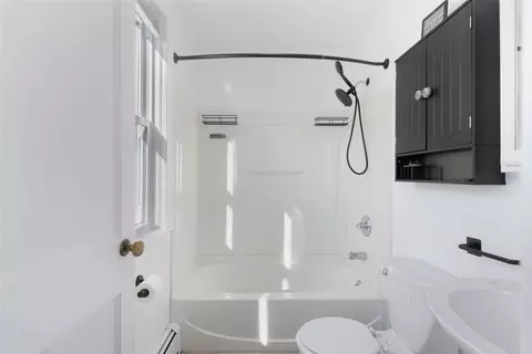 70 Vanderbilt Rd, Warwick, RI 02886 photo 11