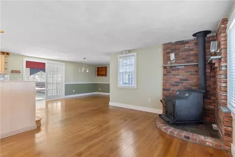 61 Kerri Lyn Rd, Warwick, RI 02889 photo 11
