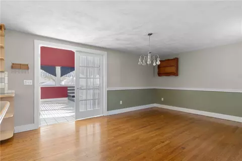 61 Kerri Lyn Rd, Warwick, RI 02889 photo 10