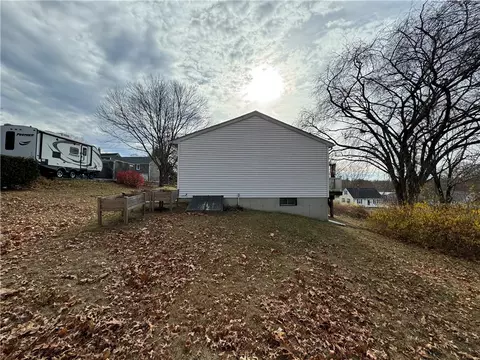 Exterior - 22 Palmer St, Killingly, CT 06239 photo 4 of 7