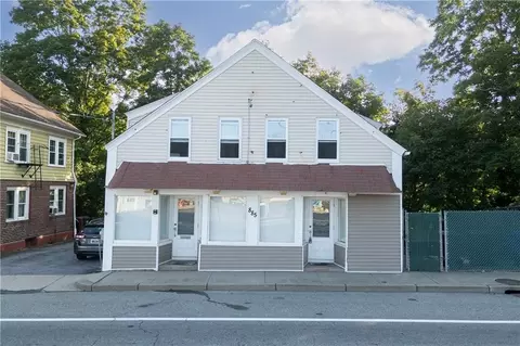 885 Main St, West Warwick, RI 02893