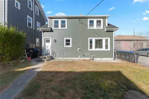 73 Grove St, Providence, RI 02909