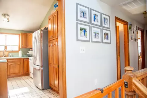 Entry Way - 78 Bertenshaw Rd, Woonsocket, RI 02895 photo 4 of 6