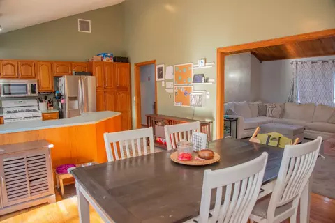 Entry Way - 78 Bertenshaw Rd, Woonsocket, RI 02895 photo 1 of 6