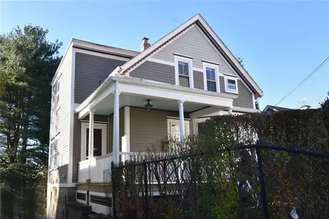 163 Peirce St, East Greenwich, RI 02818