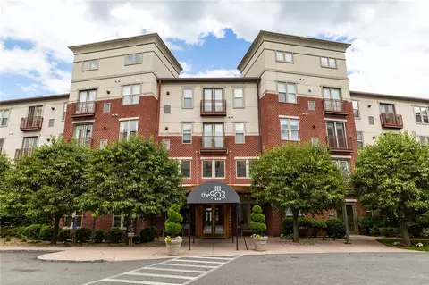 1000 Providence Pl #377, Providence, RI 02903