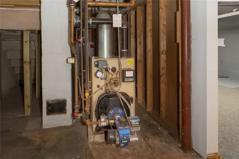 Entry Way - 53 Andrews St, Woonsocket, RI 02895 photo 1 of 1