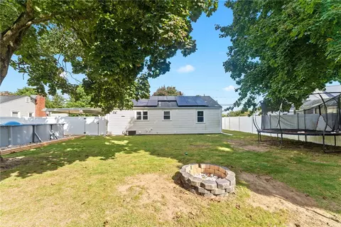 Exterior - 517 Buttonwoods Ave, Warwick, RI 02886 photo 9 of 12