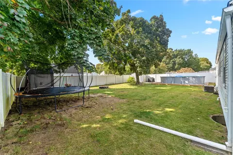 Exterior - 517 Buttonwoods Ave, Warwick, RI 02886 photo 8 of 12