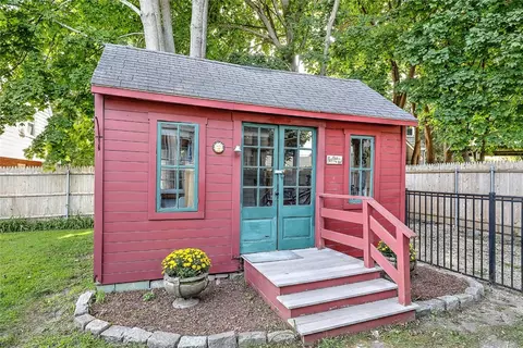 Other - 141 Shawomet Ave, Warwick, RI 02889 photo 1 of 11