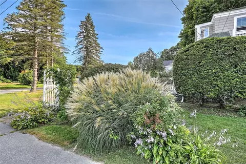 Exterior - 141 Shawomet Ave, Warwick, RI 02889 photo 2 of 18