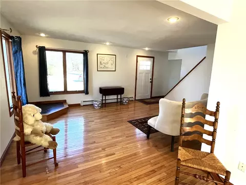 83 Old Post Rd, Westerly, RI 02891 photo 6