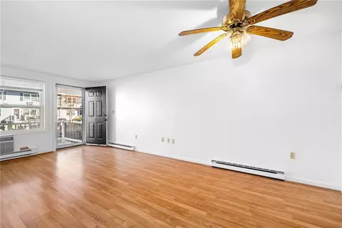 Living - 200 Post Rd #504, Warwick, RI 02888 photo 2 of 7