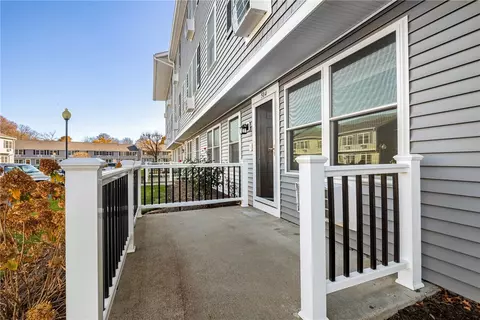 Exterior - 200 Post Rd #504, Warwick, RI 02888 photo 1 of 9