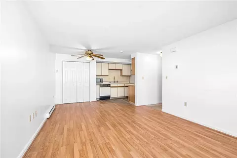 Living - 200 Post Rd #504, Warwick, RI 02888 photo 4 of 7
