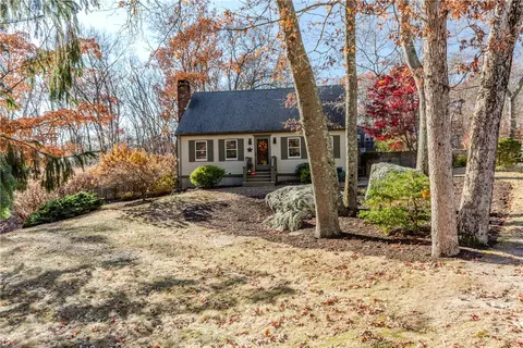 8 Paul James Dr, Tiverton, RI 02878