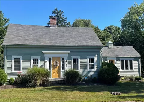 487 Sowams Rd, Barrington, RI 02806