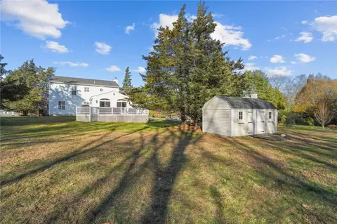 Exterior - 32 Martingale Dr, Warwick, RI 02886 photo 9 of 9