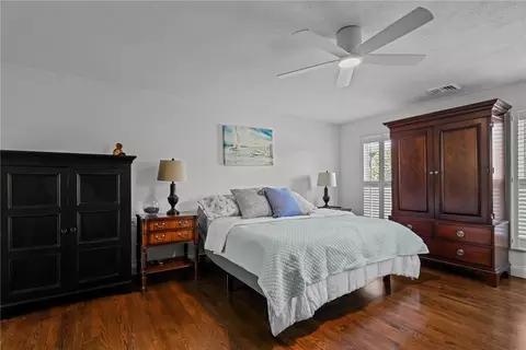 Bedroom - 32 Martingale Dr, Warwick, RI 02886 photo 2 of 6
