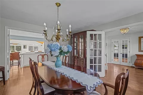 Dining - 32 Martingale Dr, Warwick, RI 02886 photo 3 of 3