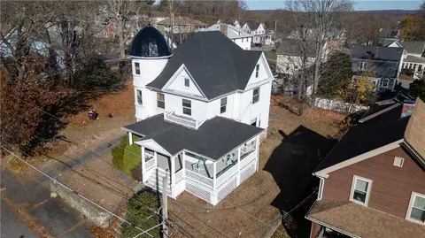 453 Summer St, Woonsocket, RI 02895