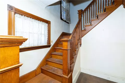 453 Summer St, Woonsocket, RI 02895 photo 15