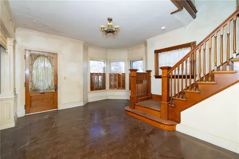453 Summer St, Woonsocket, RI 02895 photo 11