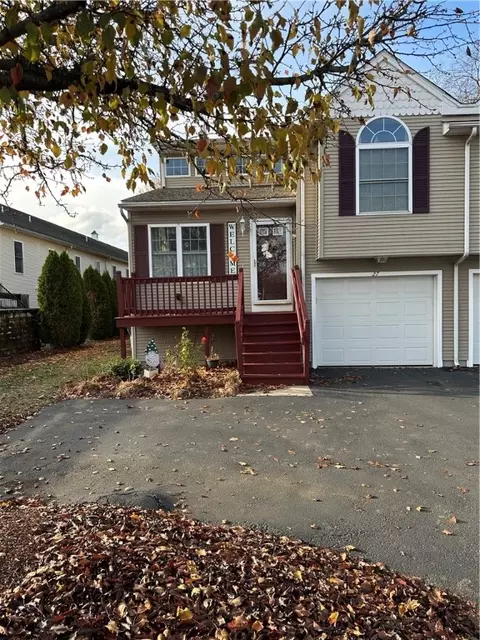 27 Tabor St #1, Cranston, RI 02920