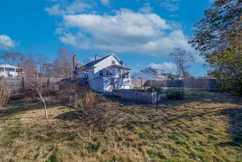 Exterior - 16 Pinehurst Rd, Coventry, RI 02816 photo 4 of 7