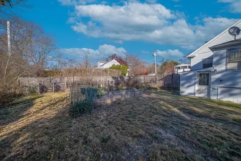 Exterior - 16 Pinehurst Rd, Coventry, RI 02816 photo 5 of 7