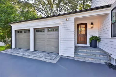 Exterior - 151 Timberline Rd, Warwick, RI 02886 photo 3 of 6