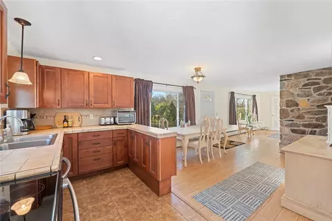 147 Stony Fort Rd, Exeter, RI 02882 photo 9