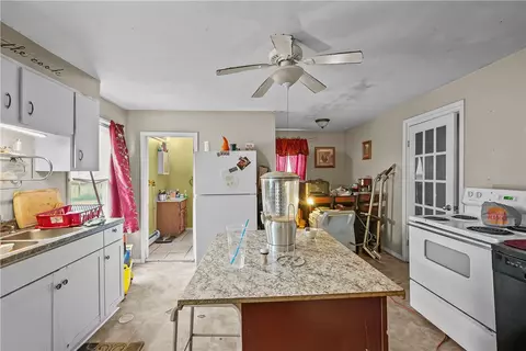 354 Providence St, Woonsocket, RI 02895 photo 15
