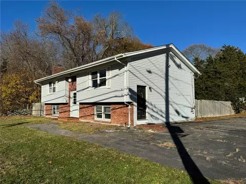 1656 Boston Neck Rd, North Kingstown, RI 02874