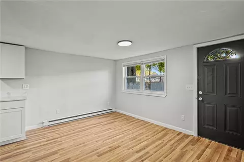 Living - 91 Harvard Ave, Warwick, RI 02889 photo 2 of 8