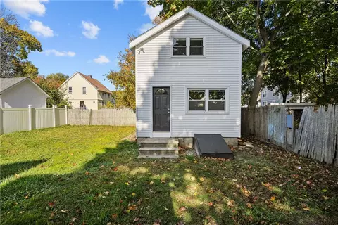 Exterior - 91 Harvard Ave, Warwick, RI 02889 photo 3 of 5