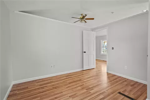 Bedroom - 91 Harvard Ave, Warwick, RI 02889 photo 4 of 4