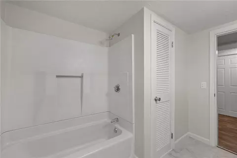 Bath - 237 Saint Louis Ave, Woonsocket, RI 02895 photo 2 of 2