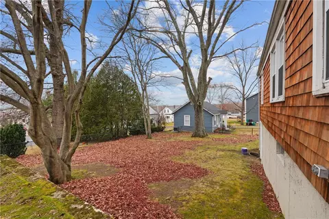 Exterior - 237 Saint Louis Ave, Woonsocket, RI 02895 photo 4 of 9
