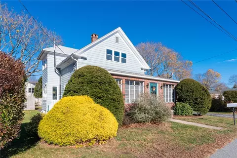 Exterior - 43 Chester Ave, Warwick, RI 02889 photo 3 of 14
