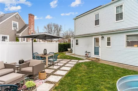Exterior - 31 Intervale Rd, Cranston, RI 02910 photo 4 of 7