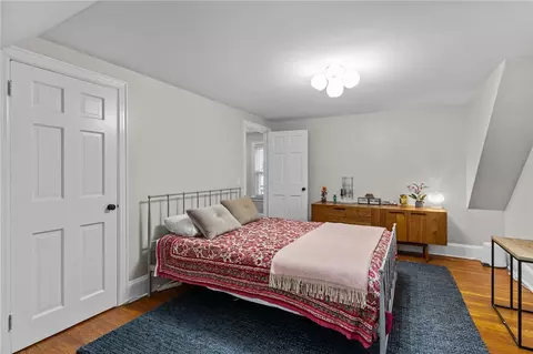 Bedroom - 31 Intervale Rd, Cranston, RI 02910 photo 3 of 8